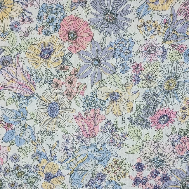 Tissu coton fleurs pastel sur fond blanc marque Lecien - au mètre