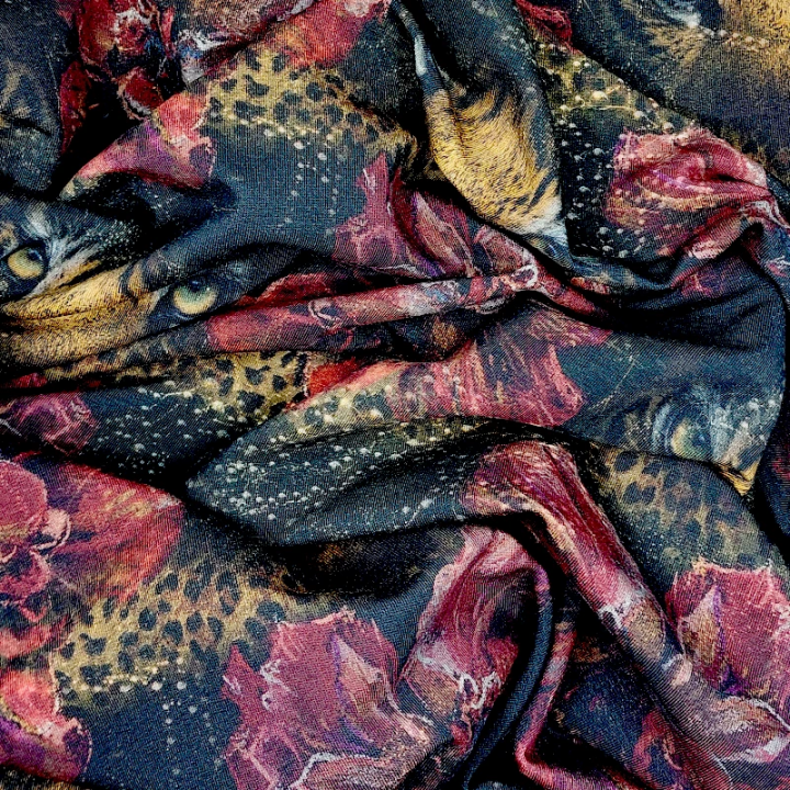 Tissu French Terry Stenzo noir léopard et fleurs