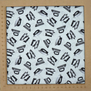 Tissu fers à repasser et rayures en noir et blanc