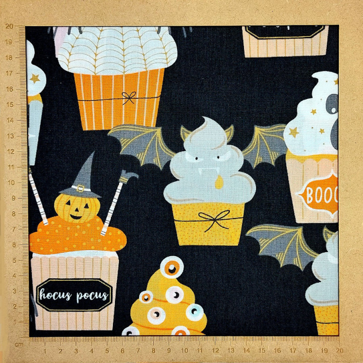 Tissu cupcakes Halloween rigolos - coton