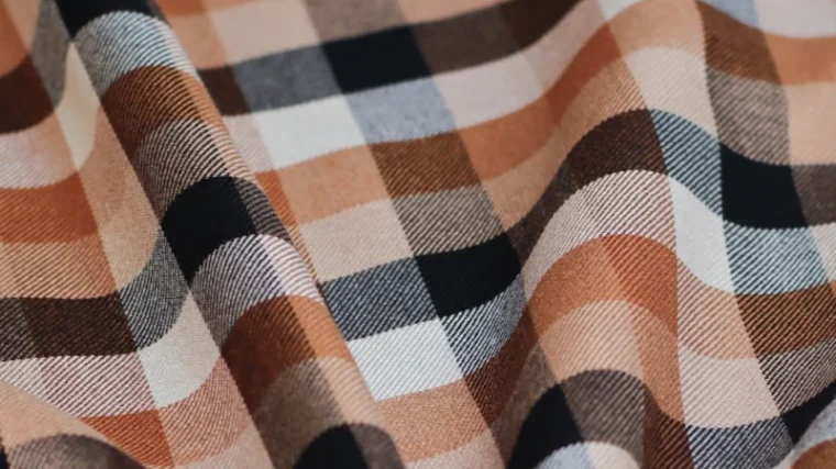 Tissu viscose à carreaux